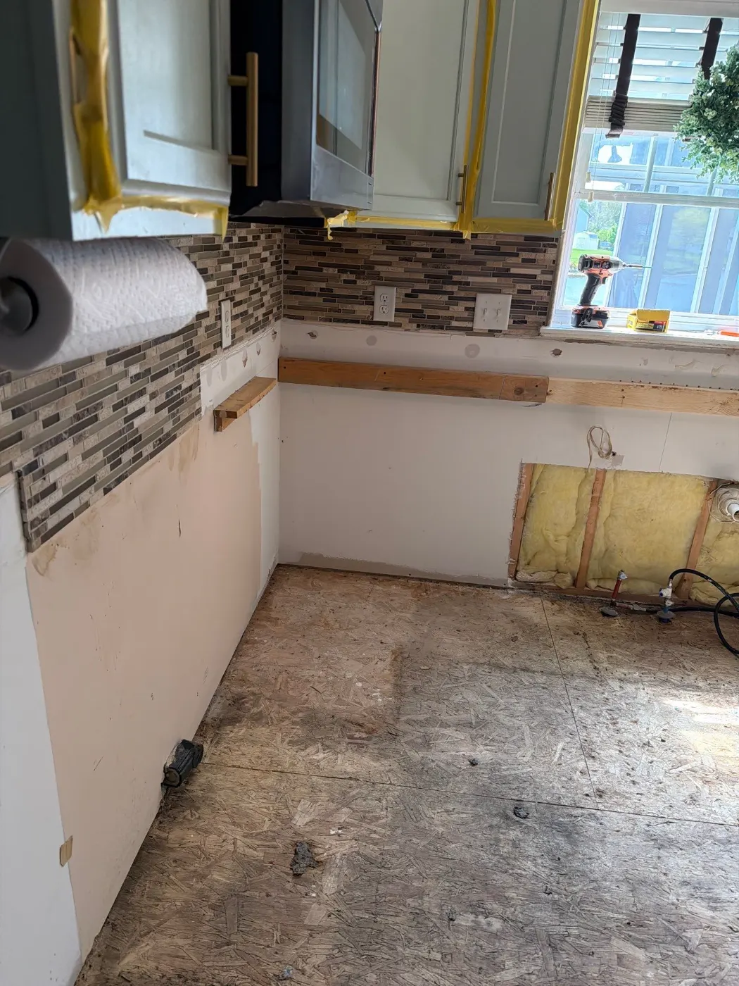 Containment setup for mold remediation in Meridian-Kessler home